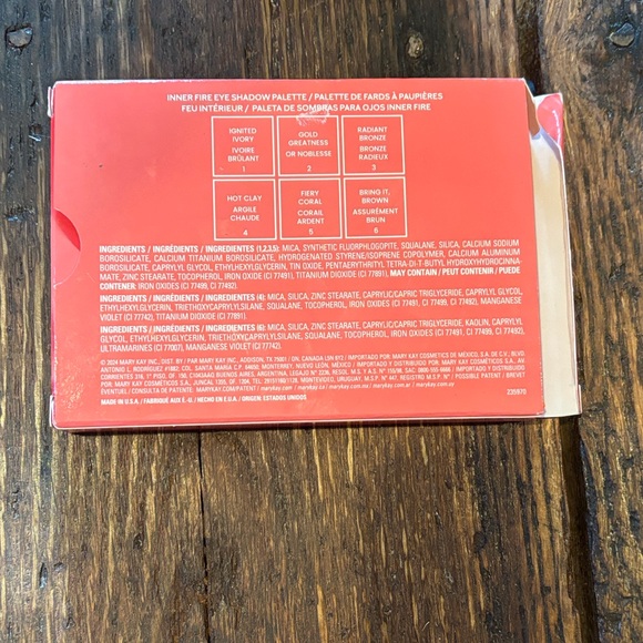 NIP Mary Kay Limited Edition Inner Fire Eyeshadow Palette - Picture 3 of 8